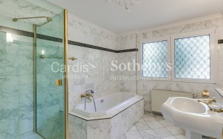 Salle de bains/douche en marbre