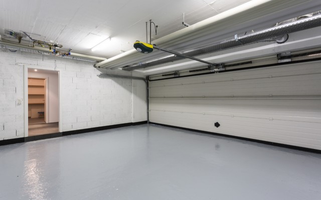 Garage double avec accès direct 